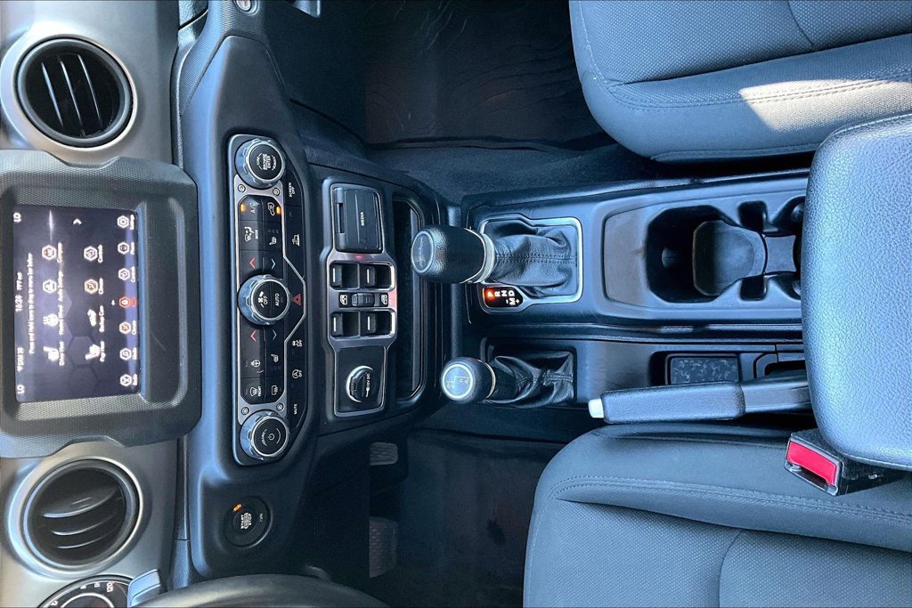 Used 2021 Jeep Gladiator Sport AWD/4WD image 30