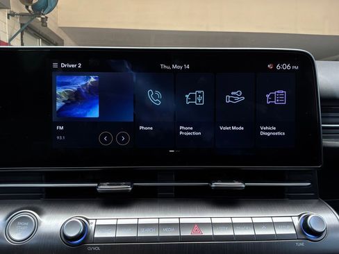 Used 2025 Hyundai Kona SEL FWD image 28
