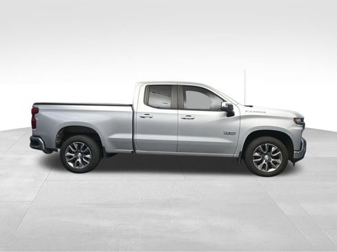 Used 2019 Chevrolet Silverado 1500 LT w/ Texas Edition RWD image 6