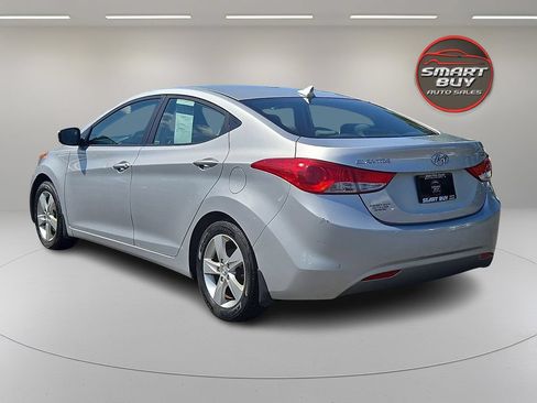 Used 2013 Hyundai Elantra GLS w/ Preferred Pkg FWD image 7