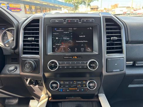 Used 2019 Ford Expedition Platinum RWD image 33