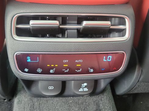 New 2026 Genesis GV70 3.5T Sport Prestige AWD/4WD image 36
