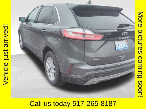 Used 2021 Ford Edge SEL image 3