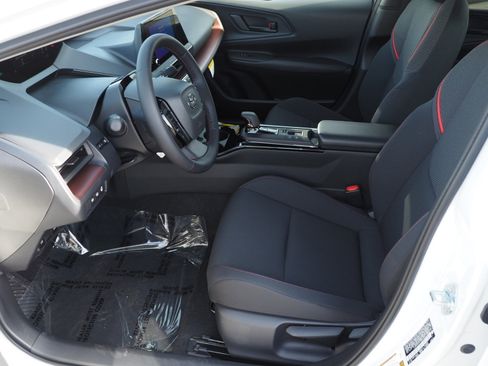 New 2026 Toyota Prius Plug-In Hybrid image 9