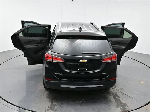 Used 2024 Chevrolet Equinox Premier image 43