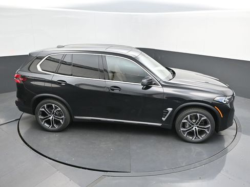 New 2026 BMW X5 xDrive40i AWD/4WD image 44