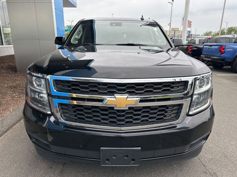 Used 2018 Chevrolet Suburban LT AWD/4WD image 2