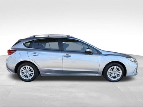 Used 2018 Subaru Impreza 2.0i Premium AWD/4WD image 7