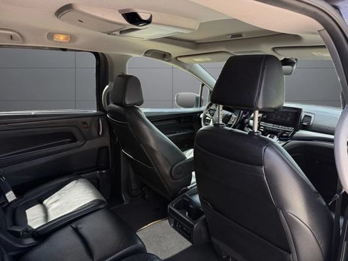 Used 2021 Honda Odyssey Touring image 22