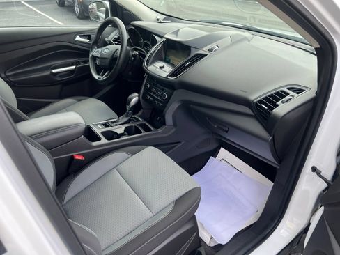 Used 2019 Ford Escape SE FWD image 48