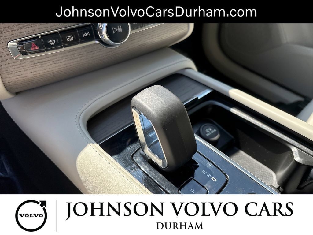 Used 2024 Volvo XC90 T8 Plus w/ Protection Package AWD/4WD image 23