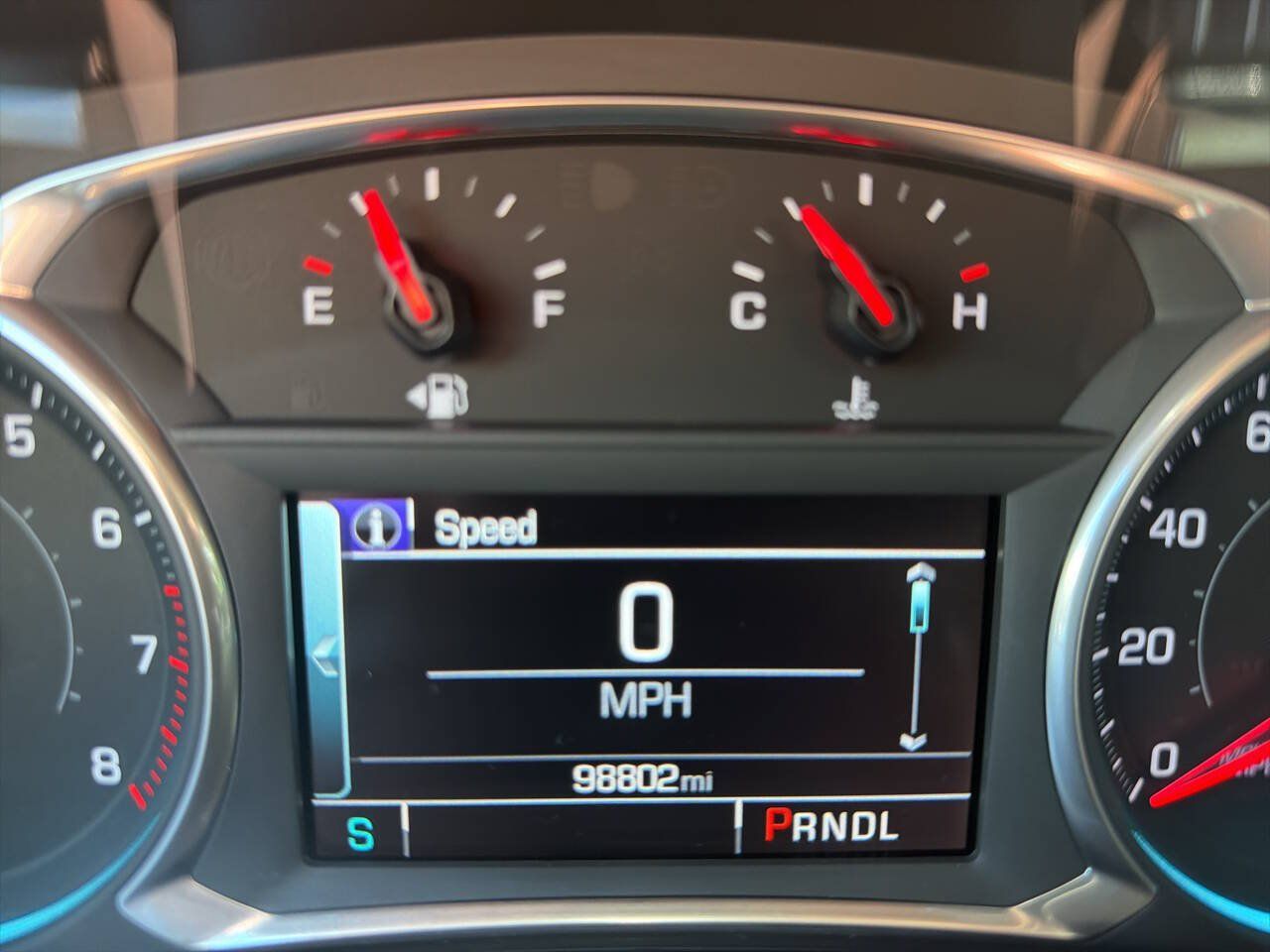 Used 2018 Chevrolet Traverse LT w/ LPO, Floor Liner Package AWD/4WD image 32