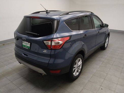 Used 2018 Ford Escape SE w/ SE Sync 3 Package image 9