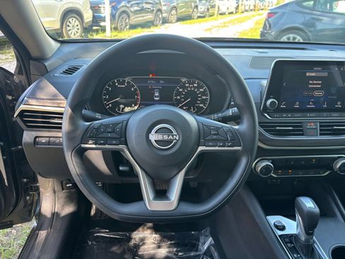 Used 2026 Nissan Altima 2.5 SV FWD image 28