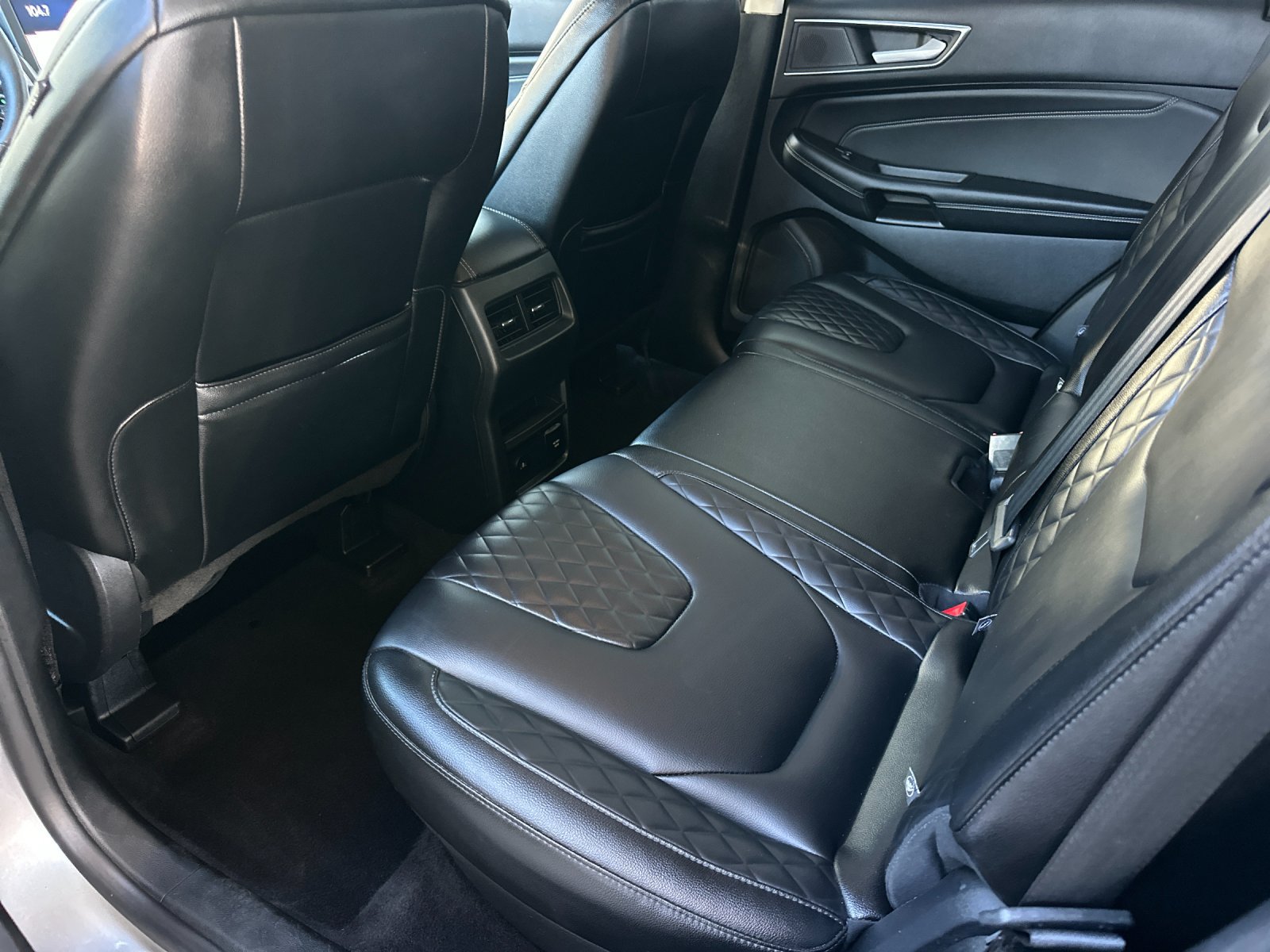 Used 2024 Ford Edge Titanium AWD/4WD image 11