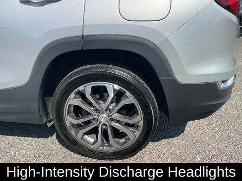 Used 2020 GMC Terrain SLT w/ Preferred Package image 9
