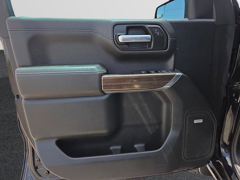 Used 2021 Chevrolet Silverado 1500 LT Trail Boss w/ Convenience Package II AWD/4WD image 10