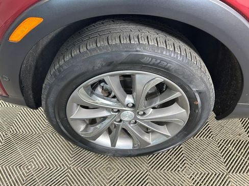 Used 2023 Buick Encore GX Essence w/ Advanced Technology Package AWD/4WD image 11