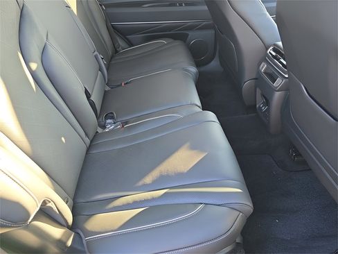 New 2025 Genesis GV80 3.5T Advanced image 13