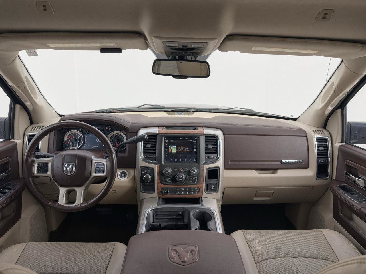 Used 2018 RAM 3500 Laramie AWD/4WD image 15