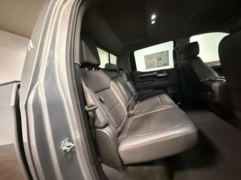 Used 2025 Chevrolet Silverado 1500 RST w/ Redline Edition AWD/4WD image 14