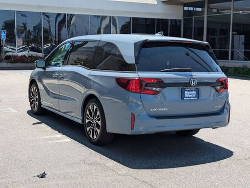 New 2026 Honda Odyssey Elite image 6