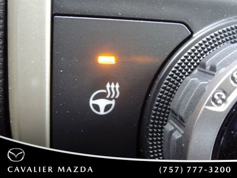 Used 2024 Toyota Tacoma TRD Off-Road w/ TRD Off Road Premium Package AWD/4WD image 33