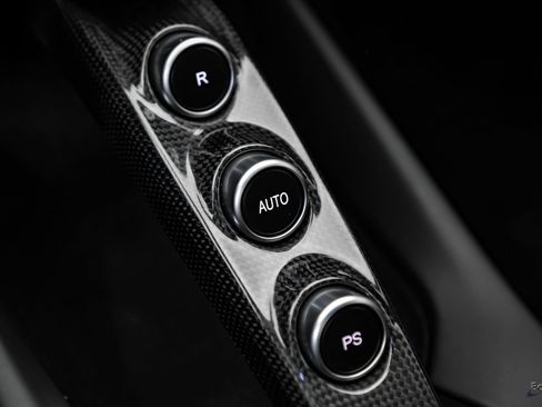Used 2019 Ferrari 812 Superfast RWD image 72