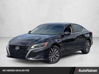 Used 2024 Nissan Altima 2.5 SV w/ SV Premium Package AWD/4WD video 1