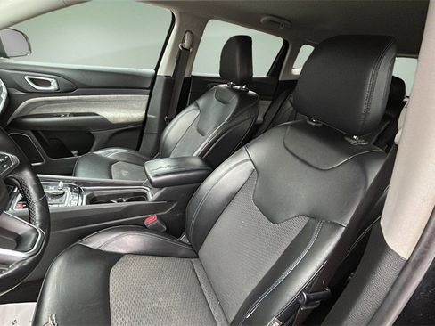 Used 2022 Jeep Compass Latitude w/ Convenience Group image 16