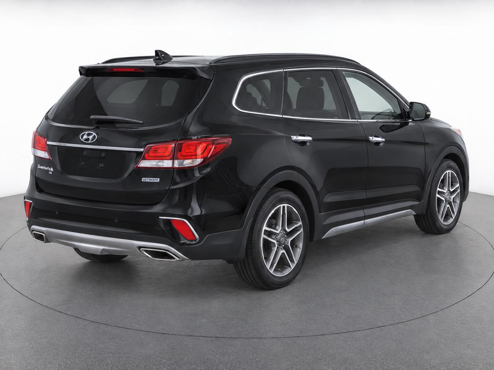 Used 2019 Hyundai Santa Fe XL FWD image 3