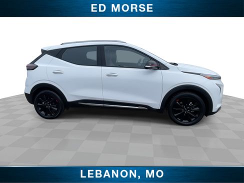 Used 2023 Chevrolet Bolt EUV Premier w/ Redline Edition image 9