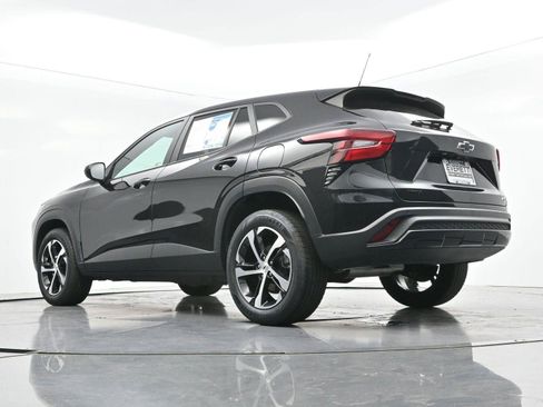 Used 2024 Chevrolet Trax RS w/ Driver Confidence Package FWD image 45