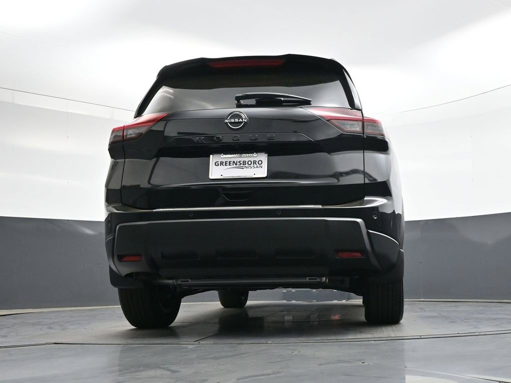 Certified 2026 Nissan Rogue Dark Armor FWD image 41