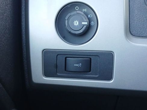 Used 2012 Ford F150 Raptor w/ Raptor Luxury Pkg image 12