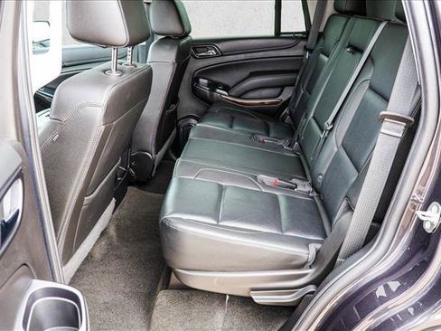 Used 2018 GMC Yukon SLT w/ Premium Edition AWD/4WD image 22