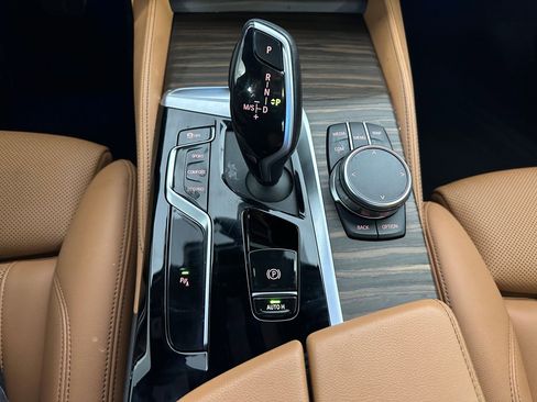 Used 2023 BMW 530i xDrive w/ M Sport Package image 15