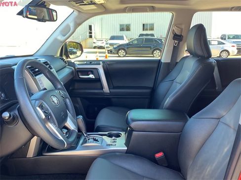 Used 2020 Toyota 4Runner TRD Off-Road Premium image 19