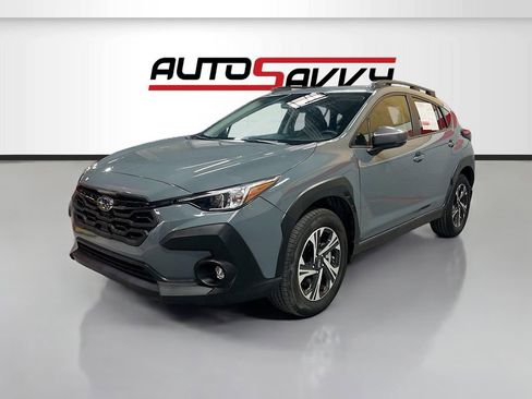 Used 2024 Subaru Crosstrek 2.0i Premium AWD/4WD image 3