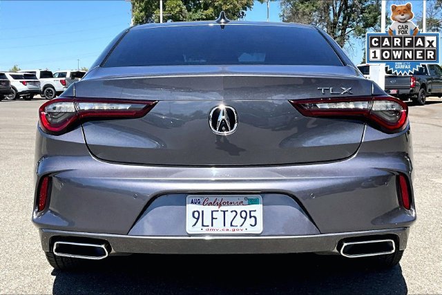 Used 2022 Acura TLX w/ Technology Package FWD image 4