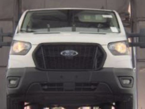 Used 2021 Ford Transit 250 Low Roof image 3