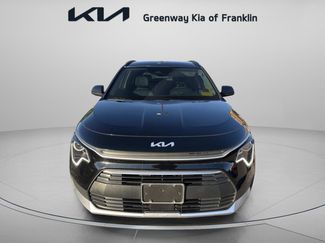 Used 2024 Kia Niro EX w/ EX Cold Weather Package video 2