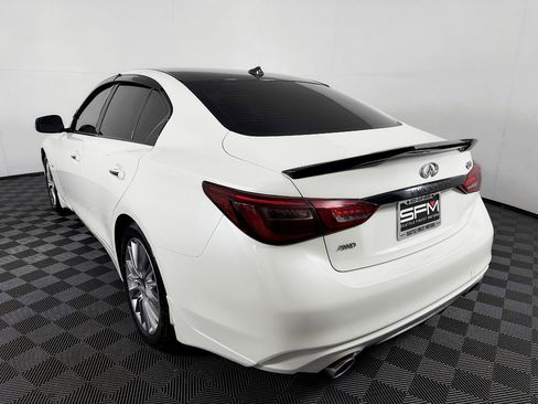 Used 2019 INFINITI Q50 Luxe w/ Essential Package (3.0T Luxe) AWD/4WD image 17