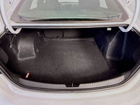 Used 2024 Chevrolet Malibu LT FWD image 27