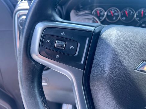 Used 2023 Chevrolet Silverado 2500 LT AWD/4WD image 11