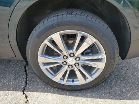 Used 2024 Cadillac XT5 Premium Luxury w/ LPO, Floor Liner Package AWD/4WD image 30