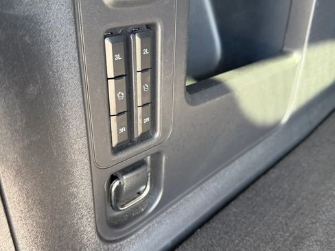 Used 2025 Ford Expedition Max Platinum AWD/4WD image 22