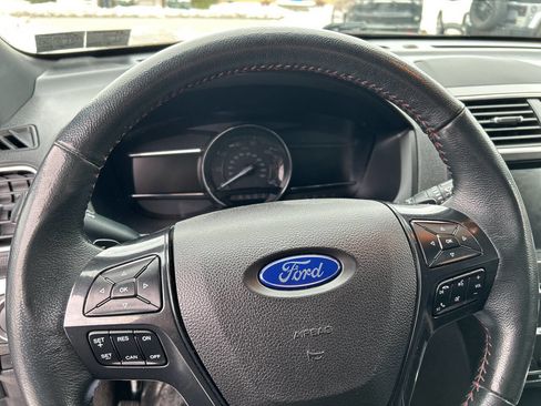 Used 2018 Ford Explorer Sport AWD/4WD image 10