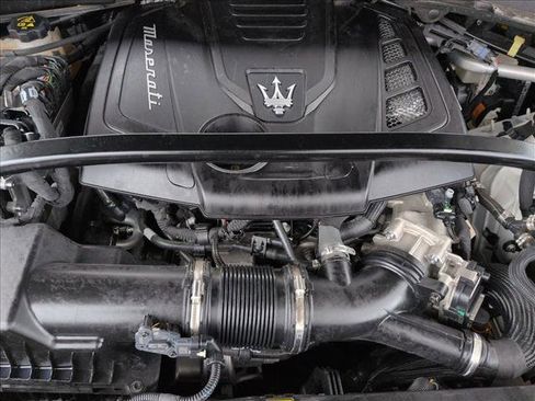 Used 2024 Maserati Grecale GT image 23