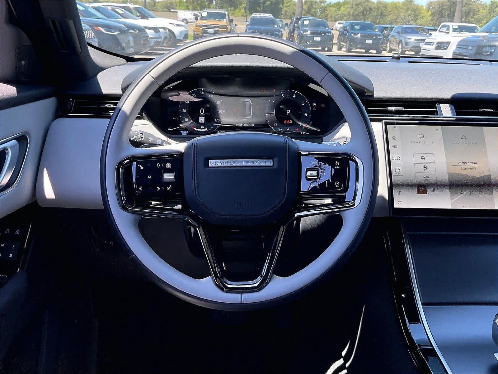 Used 2026 Land Rover Range Rover Velar S AWD/4WD image 7